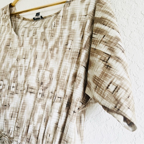 Ann Taylor Neutral Patterned Silky Dress - Picture 3 of 9